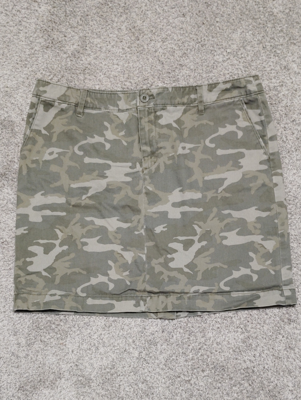 Camo-Print Skirt in Olive Green